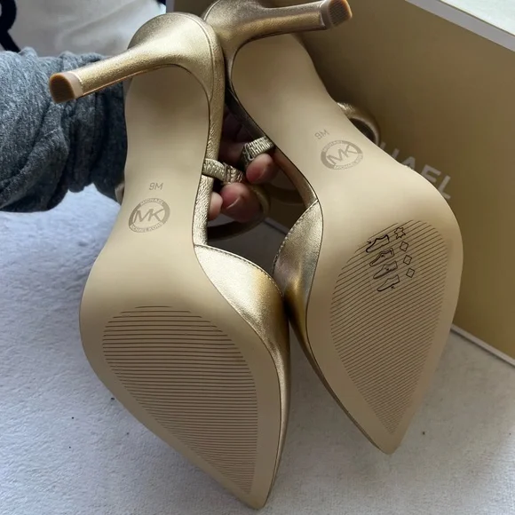 Michael Kors Gold Heels with Pointed Toe and Slim Strap - Picture 3 of 4